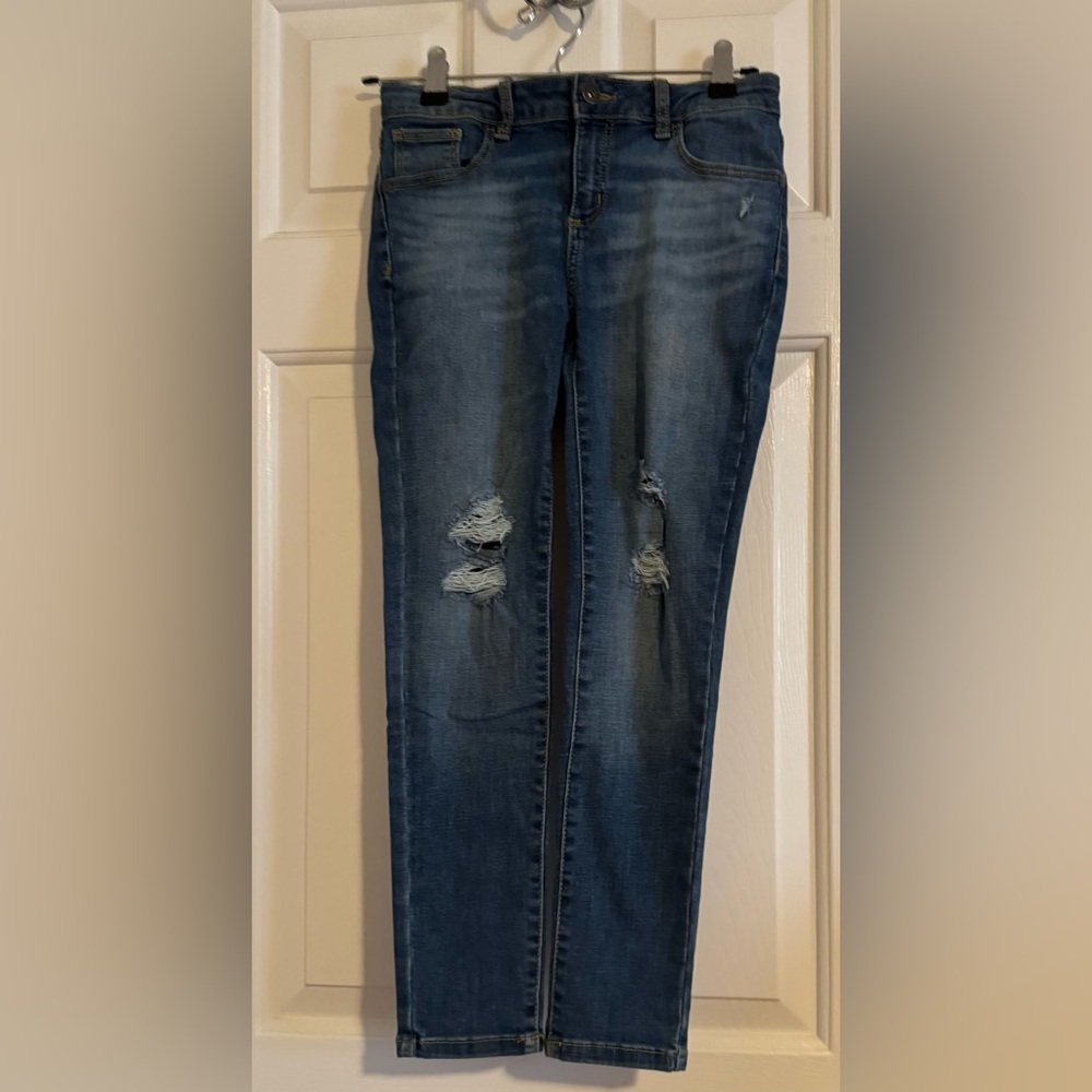 Art Class Dark Blue Distressed Jeans